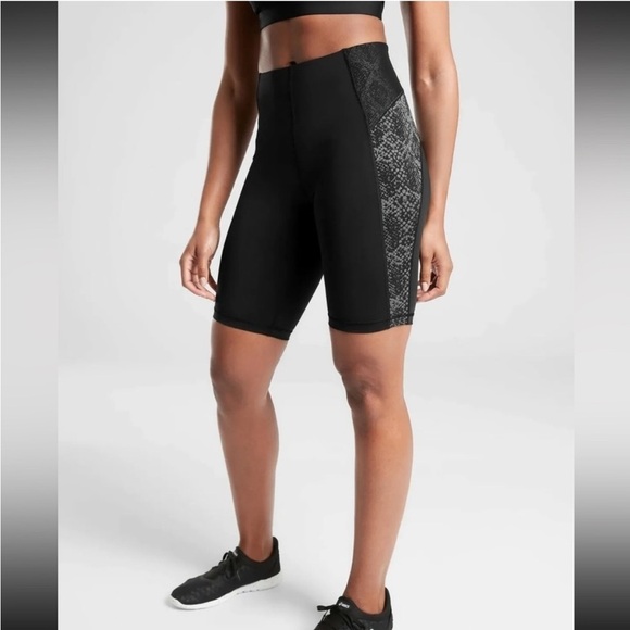 Athleta Black Stay Fly 9” Spandex Bike Shorts - Picture 13 of 16